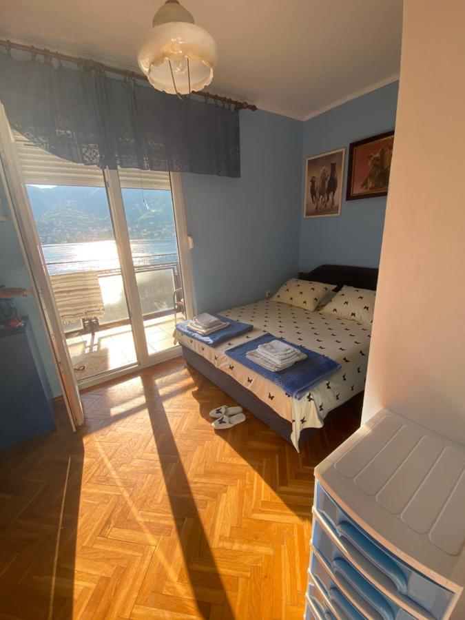 Apartments Vucinovic Tivat Exterior photo