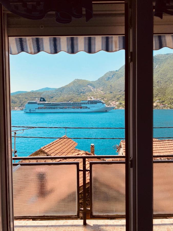 Apartments Vucinovic Tivat Exterior photo